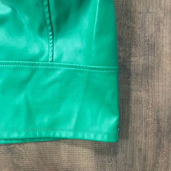 Eesome Faux Leather Crop Top - Kelly Green, Size Large - Picture 5 of 10